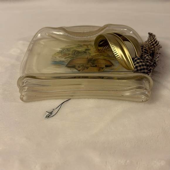 Flat Atlas Special Mason Jar with Noah’s Ark picture. - Picture 4 of 6